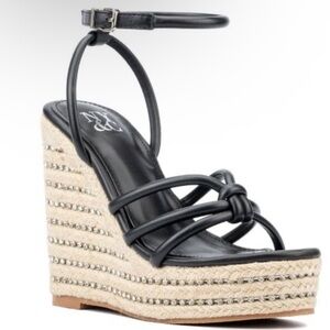🌸NEW YORK & COMPANY🌸 Electra Rhinestone Embedded Wedge Sandal Size: 10